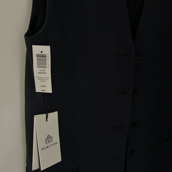 Aritzia Babaton Vest - Picture 5 of 8